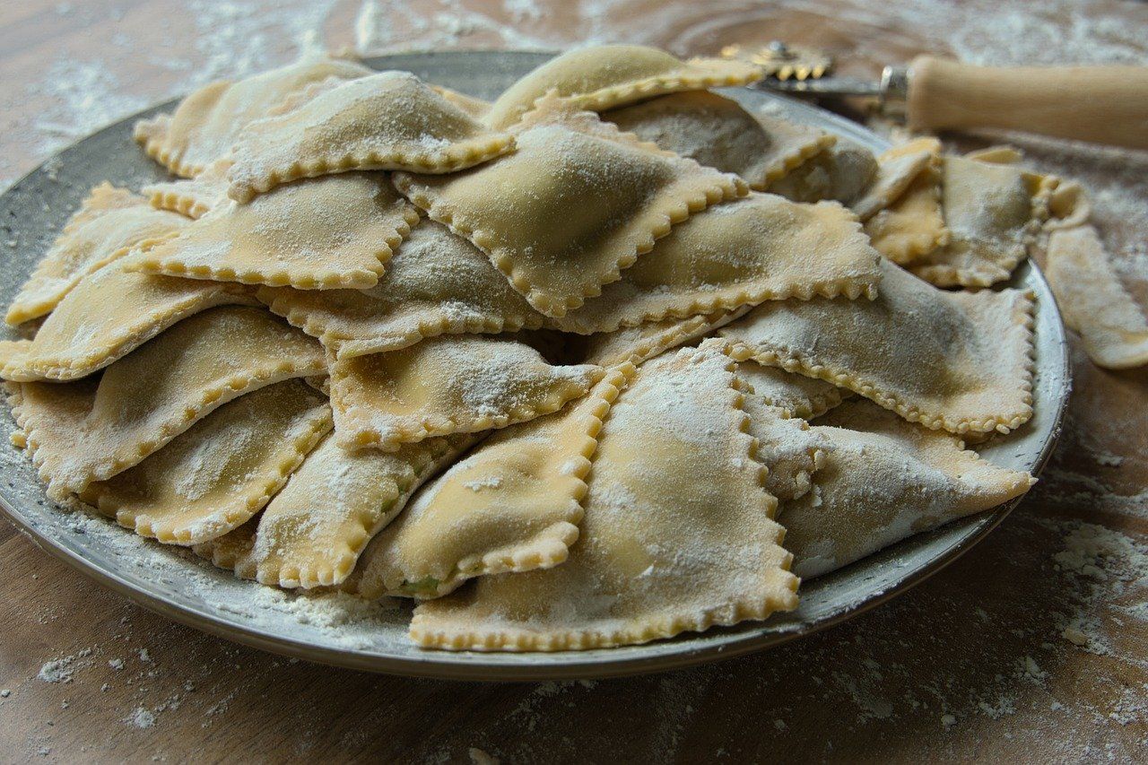 entdecken sie unsere leckeren hausgemachten pesto-rezepte – einfach zuzubereiten und perfekt für pasta, brot und mehr.