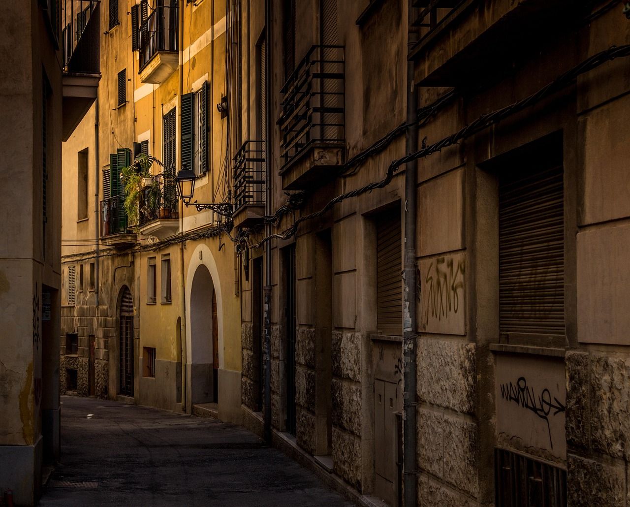 entdecken sie die besten reisetipps für mallorca – von den schönsten stränden über kulinarische highlights bis zu insider-tipps für unvergessliche erlebnisse auf der beliebten mittelmeerinsel.