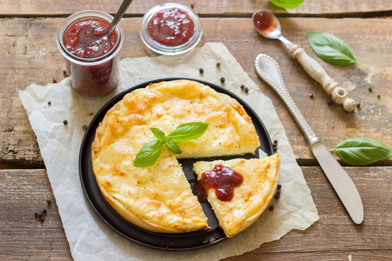entdecken sie herzhafte quiches – köstliche, herzhafte törtchen, perfekt für jeden anlass. ideal für frühstück, mittagessen oder abendessen!