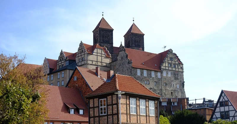 Minigolf Quedlinburg: Zwischen Fachwerk und Feingefühl
