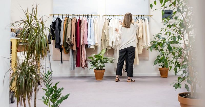 Die Entwicklung im Modedesign: Trends und Techniken