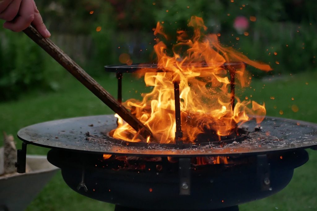 entdecken sie die besten tipps und tricks für das grillen! ob fleisch, gemüse oder fisch - mit unseren rezepten und techniken verwandeln sie jede grillparty in ein kulinarisches highlight. erleben sie den perfekten grillgeschmack!