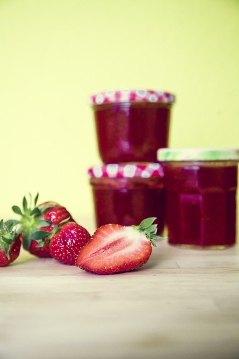 entdecken sie unsere köstlichen hausgemachten marmeladen! hergestellt aus frischen, natürlichen zutaten, bieten unsere marmeladen den perfekten geschmack für ihr frühstück oder als süße ergänzung zu ihren desserts.