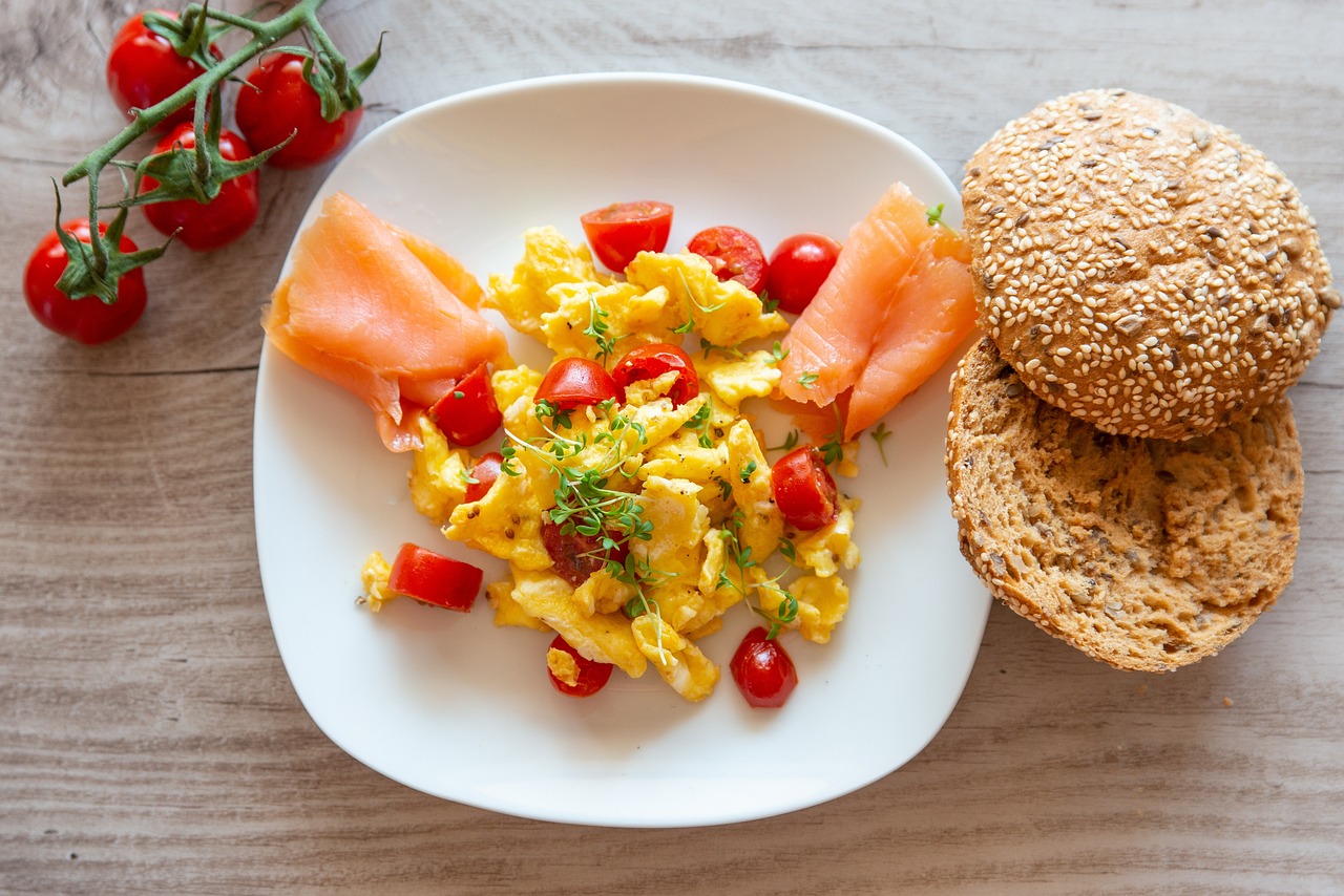 entdecken sie den perfekten brunch mit einer köstlichen auswahl an gerichten, von herzhaften spezialitäten bis hin zu süßen leckereien. genießen sie entspannte stunden mit familie und freunden in einem einladenden ambiente.