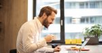 steigern sie ihre produktivität mit effektiven strategien und techniken. entdecken sie, wie sie ihre zeit besser nutzen und ihre ziele schneller erreichen können.