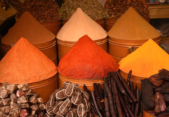 erleben sie die faszinierende kultur, die atemberaubenden landschaften und die köstliche küche marokkos. entdecken sie die highlights von marrakech, fes und der sahara und lassen sie sich von der gastfreundschaft der einheimischen verzaubern.