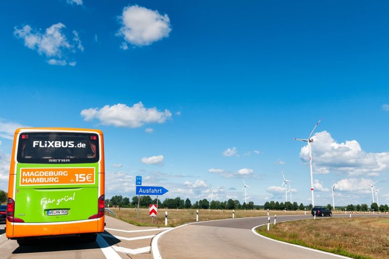 entdecken sie mit flixbus die besten reisemöglichkeiten in deutschland und europa. günstige tickets, moderne busse und zahlreiche verbindungen erwarten sie für ein unvergessliches reiseerlebnis.