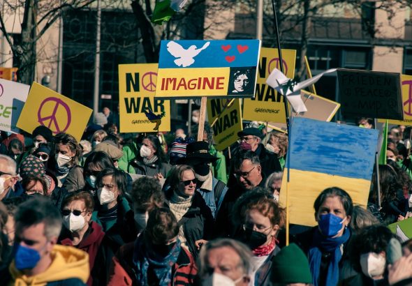erfahren sie mehr über die vielfältigen protestbewegungen, die weltweit für soziale, politische und wirtschaftliche veränderungen kämpfen. lesen sie über ihre ziele, methoden und die auswirkungen auf die gesellschaft.