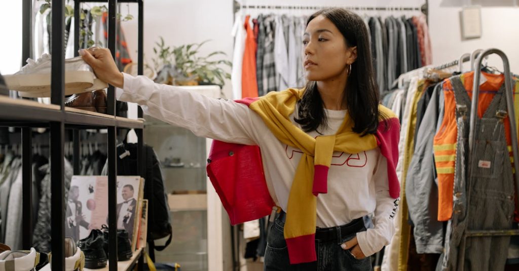 entdecken sie die welt der nachhaltigen mode – stilvolle kleidung, die umweltfreundlich und ethisch produziert wird. setzen sie ein zeichen für die umwelt und ihren persönlichen stil mit nachhaltigen materialien und zeitlosen designs.