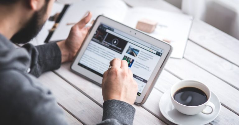erhalten sie die neuesten nachrichten aus aller welt mit unserem online-nachrichtendienst. bleiben sie informiert über aktuelle ereignisse, politik, wirtschaft, kultur und mehr - alles bequem und schnell online.