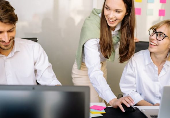 erfahren sie alles über professionelle weiterbildung und entwicklungsmöglichkeiten, um ihre karriere voranzutreiben und ihre fähigkeiten zu erweitern.
