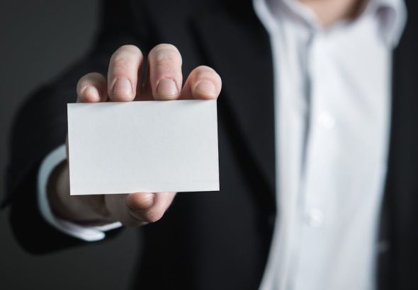 entdecken sie die entscheidenden aspekte des brandings, um ihre marke erfolgreich zu gestalten. erfahren sie, wie sie ihr unternehmensimage stärken und eine loyale kundenbasis aufbauen können.
