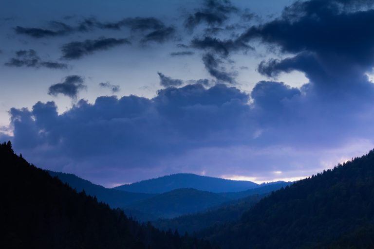 erfahren sie alles über die ukraine, ihre reiche geschichte, kultur und die aktuellen entwicklungen in diesem faszinierenden land im herzen europas.