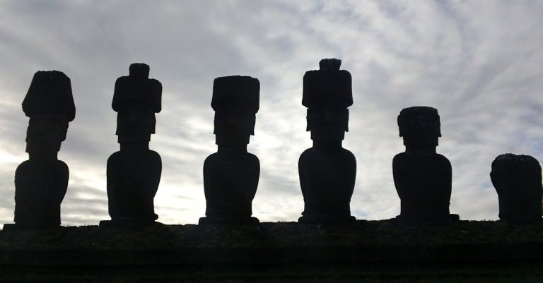 entdecken sie die faszinierende welt ihrer vorfahren. erfahren sie mehr über ihre familiengeschichte, ahnenforschung und die bedeutung der wurzeln in der geschichte. tauchen sie ein in ihre persönliche genealogische reise!