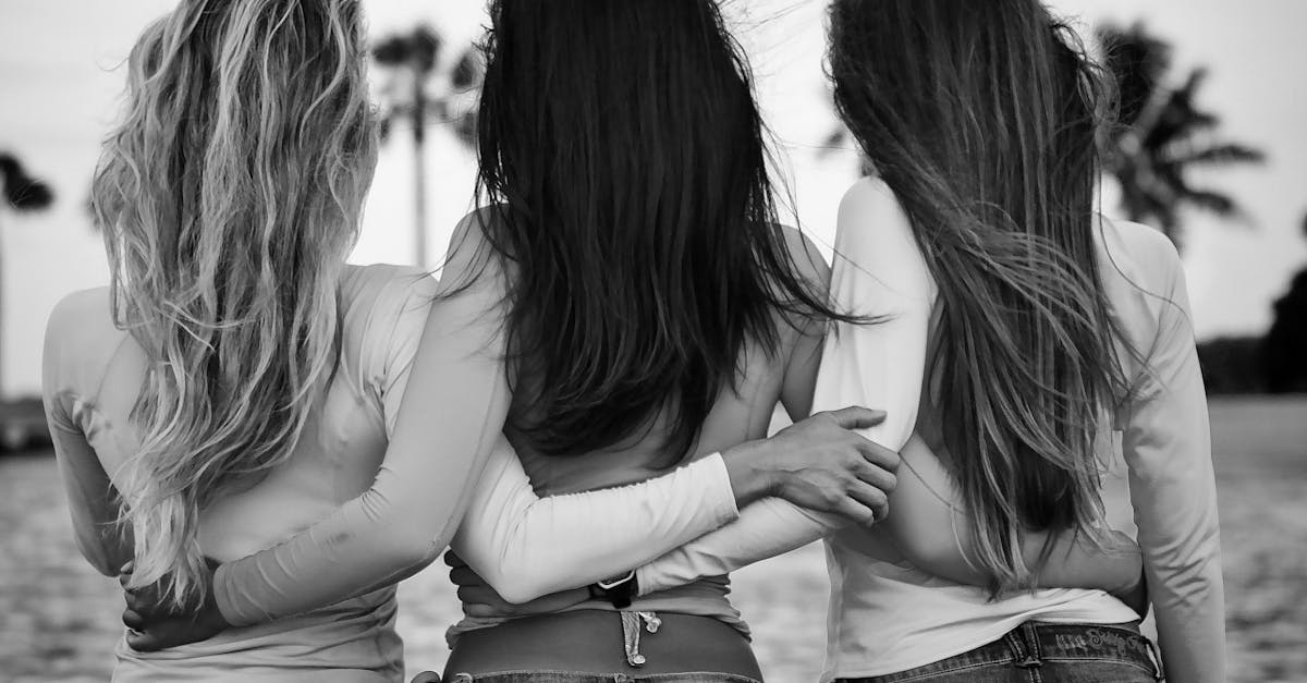 entdecken sie die wahre bedeutung von freundschaft – inspirierende geschichten, wertvolle tipps und interessante fakten über das miteinander, vertrauen und gemeinsame erlebnisse. erfahren sie, wie freundschaft das leben bereichert.