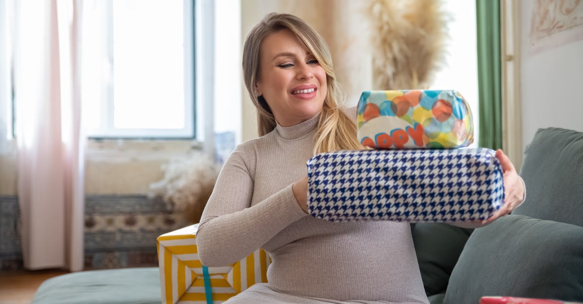 entdecken sie liebevolle schwangerschaftsgeschenke für werdende mütter – von praktischen accessoires bis hin zu personalisierten überraschungen. machen sie die aufregende zeit der schwangerschaft noch besonderer mit unseren geschenkideen!