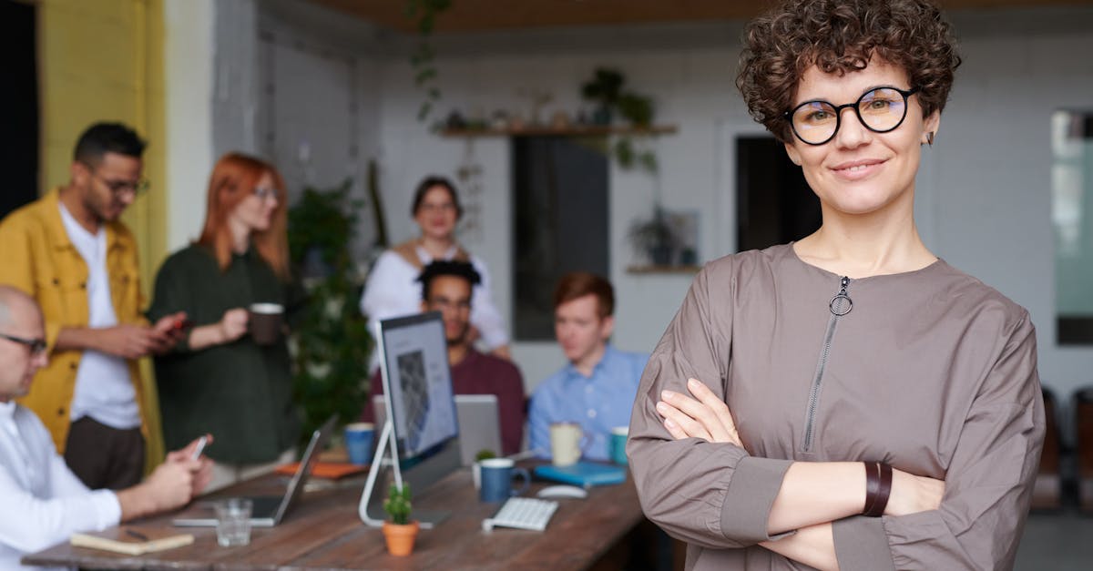 entdecken sie den teamgeist: stärken sie die zusammenarbeit, fördern sie den zusammenhalt und schaffen sie eine positive atmosphäre innerhalb ihres teams. erfahren sie, wie teamarbeit zu besseren ergebnissen führt und das engagement ihrer mitarbeiter steigert.