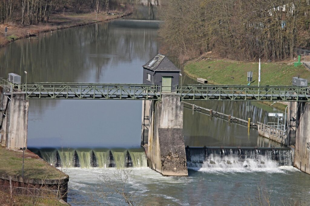 vorschriften für den verteidigungsdienst: detaillierte richtlinien und bestimmungen zur organisation und durchführung militärischer aufgaben.