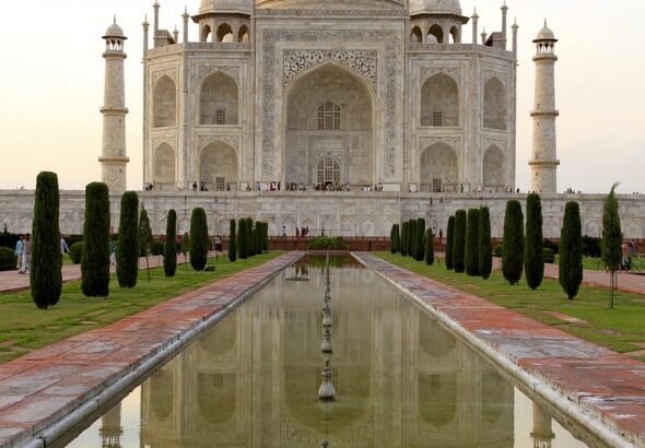 entdecken sie die welt mit unserer erfahrenen reiseagentur. individuelle reisen, beste preise und umfassender service f&uuml;r unvergessliche urlaubserlebnisse.