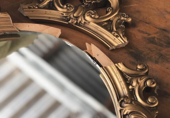 erleben sie meisterhafte handwerkskunst, die tradition und pr&auml;zision vereint. entdecken sie einzigartige, sorgf&auml;ltig gefertigte produkte von h&ouml;chster qualit&auml;t.