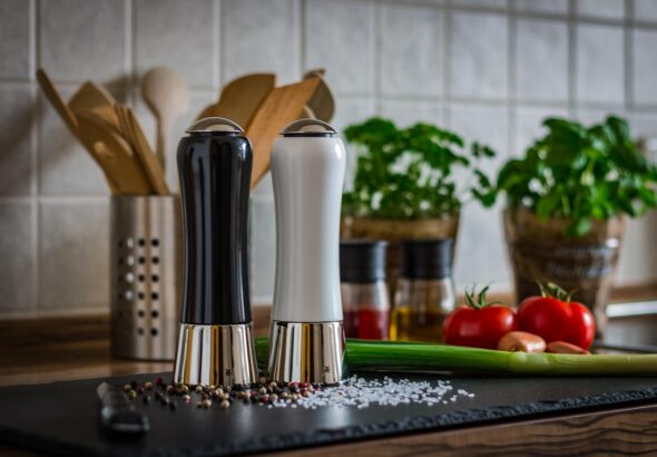 entdecken sie unsere hochwertigen gew&uuml;rzm&uuml;hlen f&uuml;r frisches, aromatisches pulver. perfekt zum mahlen von gew&uuml;rzen und kr&auml;utern f&uuml;r die feinste k&uuml;che.