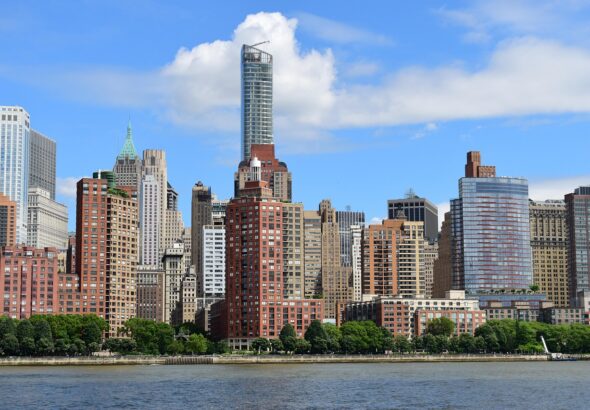 entdecken sie den panorama tower, ein architektonisches wahrzeichen mit atemberaubender aussicht und modernen einrichtungen im herzen der stadt.
